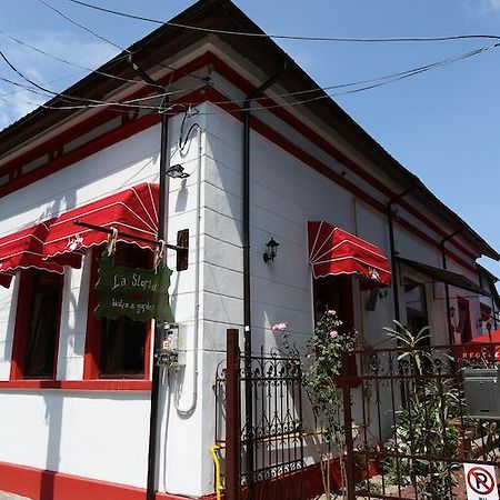 La Storia Guest House Piteşti Extérieur photo