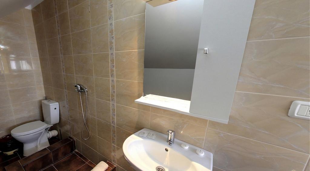 La Storia Guest House Piteşti Chambre photo