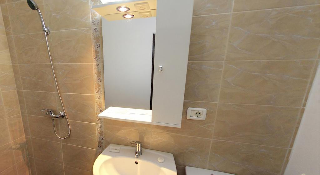 La Storia Guest House Piteşti Extérieur photo