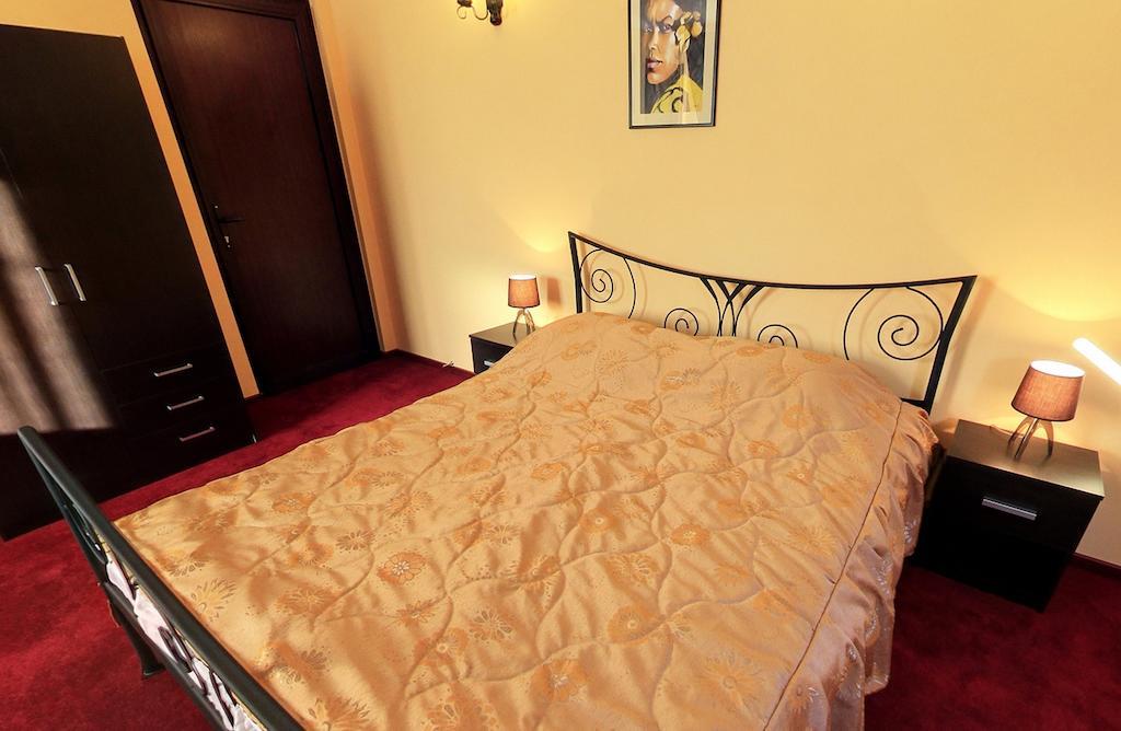 La Storia Guest House Piteşti Chambre photo